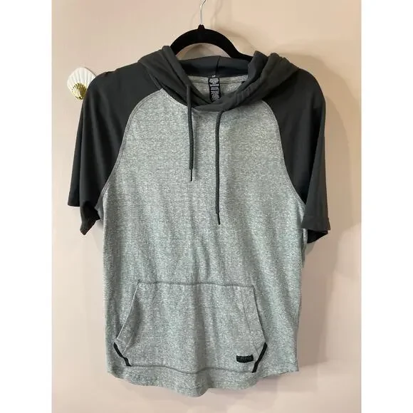 Reebok Life Style Hooded T Shirt Size Small - Picture 1 of 5